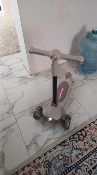 Самокат scooter детский музыкальный