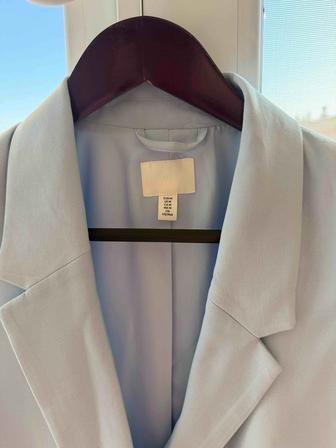 Пиджак голубой