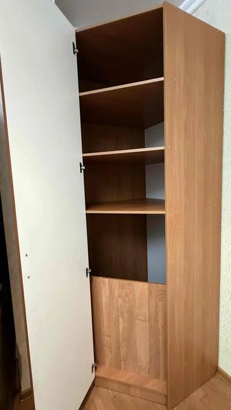 Шкаф угловой