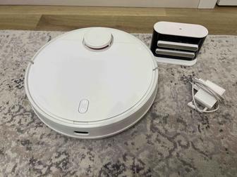 Продам робот пылесос Mi Robot Vacuum Mop p
