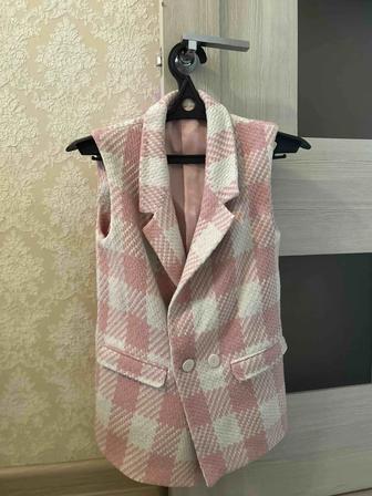 продам женские вещи двойки,платья,брючки