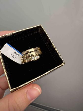 Кольцо золотое 585