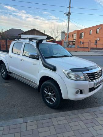 Аренда Toyota Hilux