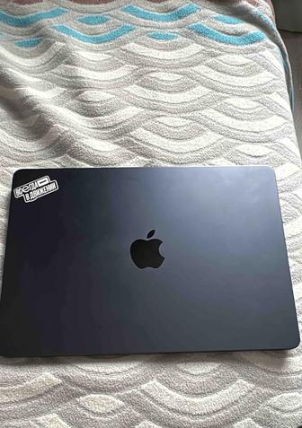 MacBook Air 13 m4 2025года
