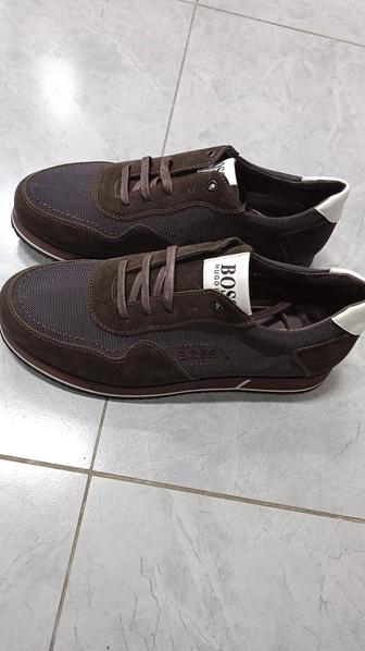 Новые кроссовки BOSS (40-45 размеры)