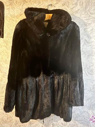 Продаю шубу