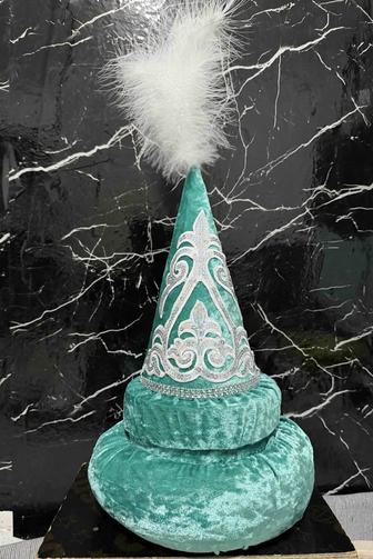 Сәукеле сырға салу