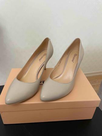 Женские туфли