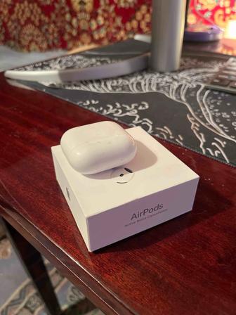 Продам оригинальные Airpods 4 ANC