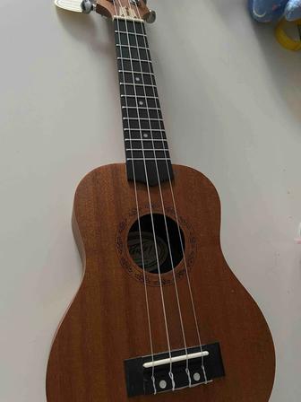 Укулеле PEAVEY сопрано