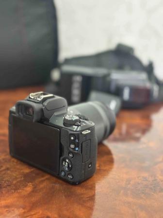 Продаю Canon M50 Mark II полный комплект