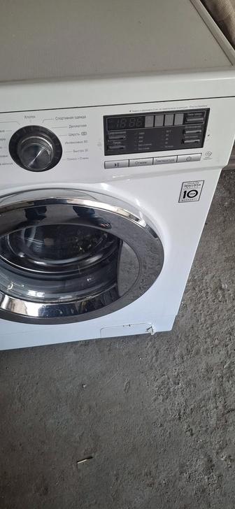 Продам стиральную машину LG автомат 8 кг.