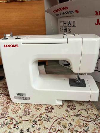 Машина швейная