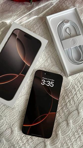 Смартфон Apple iPhone 16 Pro Max 256Gb золотистый