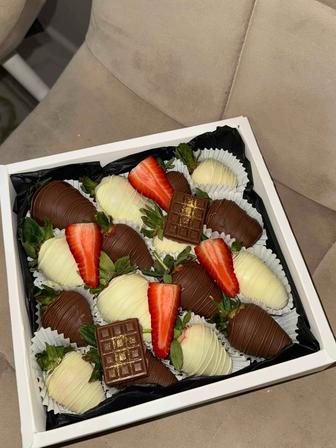 клубника в шоколаде