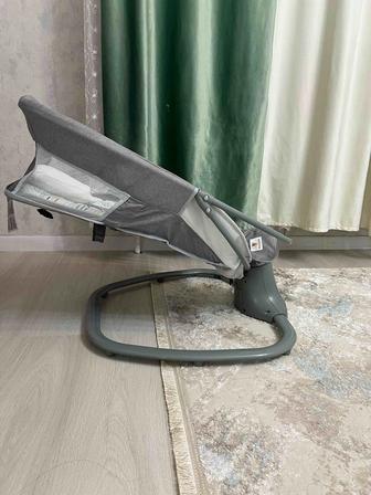 Шезлонг качеля срочно продам!