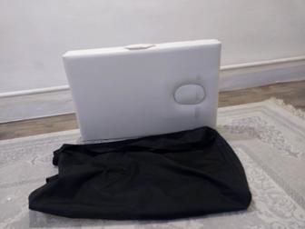 Продам кушетку для массажа с чехлом