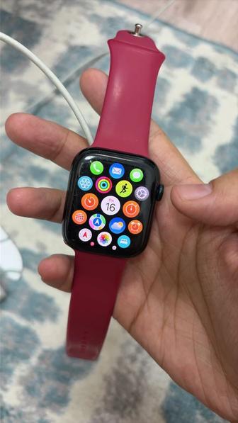 Смарт-часы Apple Watch 8 45 мм Aluminum черный