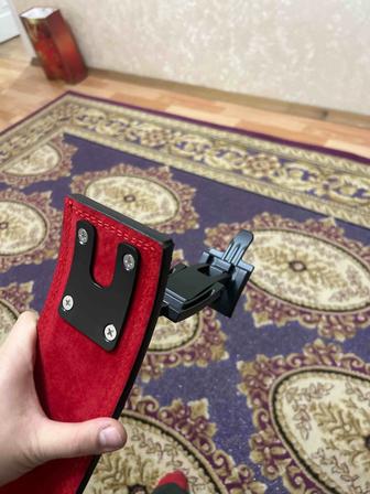 Пояс атлетический с карабином