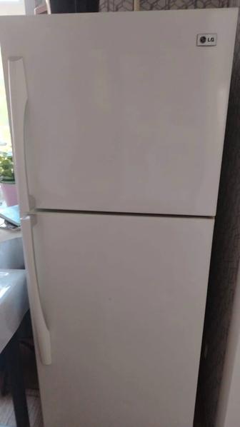 Продам в отличном рабочем состоянии холодильник оригинал LG No Frost.