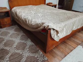 Спальные гарнитуры