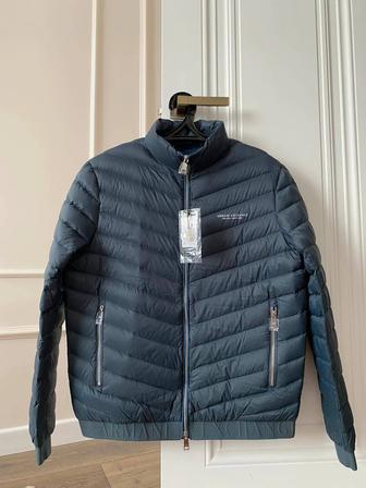 Продам абсолютно новые, мужские Куртки, бренда Armani Exchange