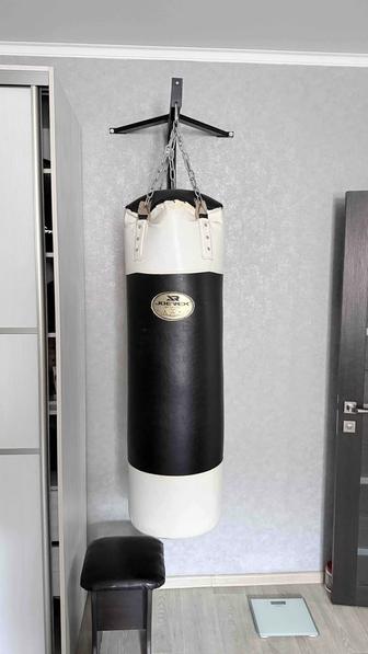 Продам боксерскую грушу