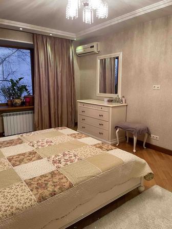 Спальный гарнитур Италия