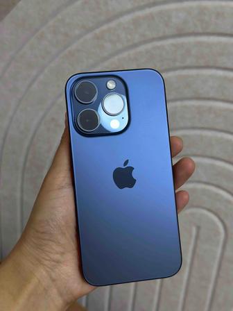 Продам айфон 15 про