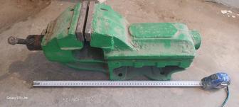 Слесарные тиски