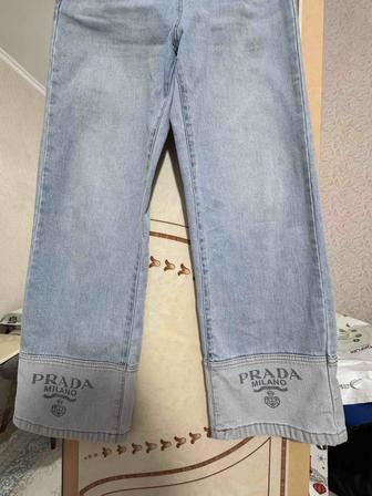 Джинсовые брюки Прада
