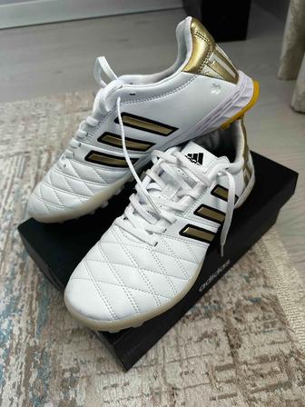 Продам сороконожки Adidas 11pro Toni Kroos лимитированная