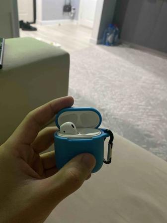 AirPods эйрподс левая часть