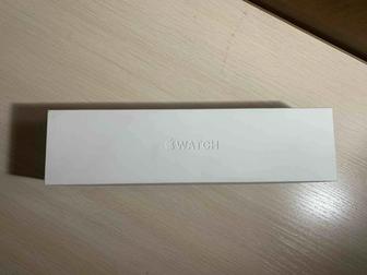 Apple Watch  4, 44 мм