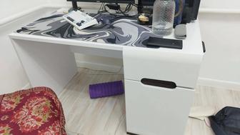 Стол рабочий писменный