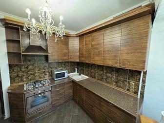 Продаю кухонный гарнитур