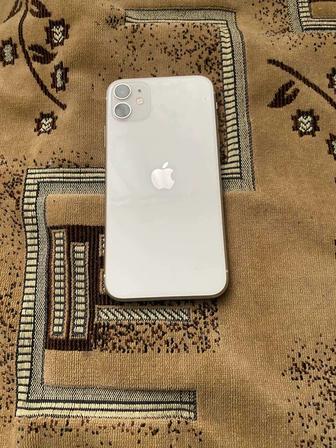 Продам или обменяю айфон 11