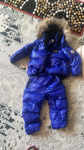 Продам детский комбинезон