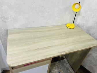 Стол письменный