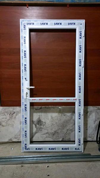 Пластиковые двери