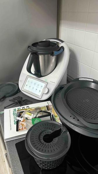 Продаю Thermomix 6