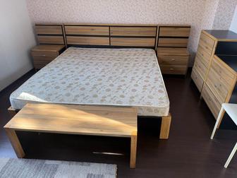 Спальный гарнитур