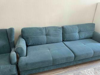 Продаю диван с креслом