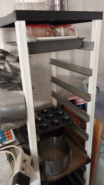 Продам шпильку металлическая