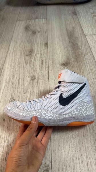 Борцовка NIKE INFLICT SE