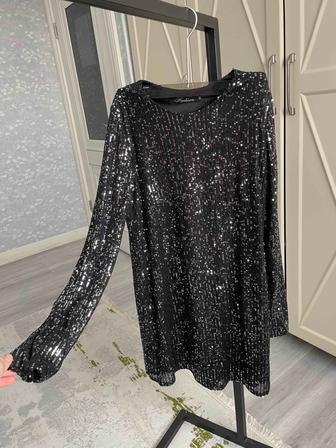 Женская одежда, короткое платье с блестками