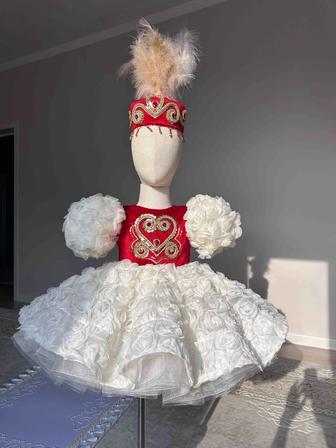 Нарядное платье для девочки