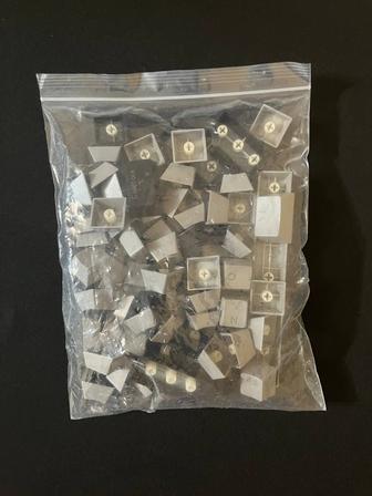 Продаю набор клавиш для компьютерной клавиатуры.
Состояние не в бу