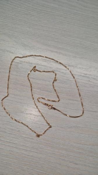 Продам серьги и цепочку