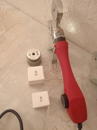 Паяльник для пластиковых труб утюг